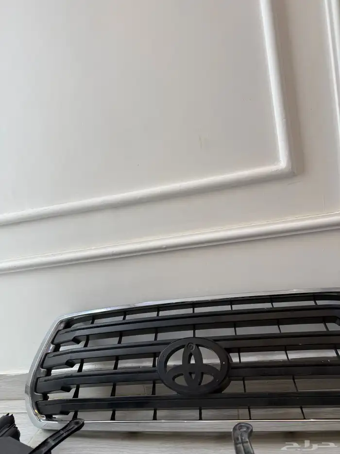 قطع غيار تايوتا جيب 4