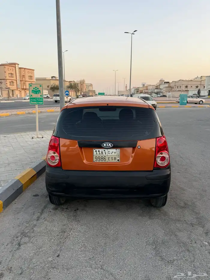 للبيع بيكانتو كيا 2010 5