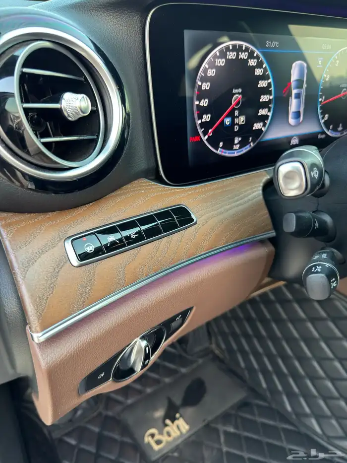 مرسيدس E300 2018 فل كامل 9