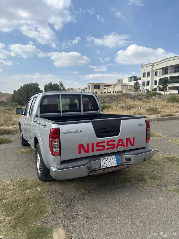 نافارا 2010 للبيع 0