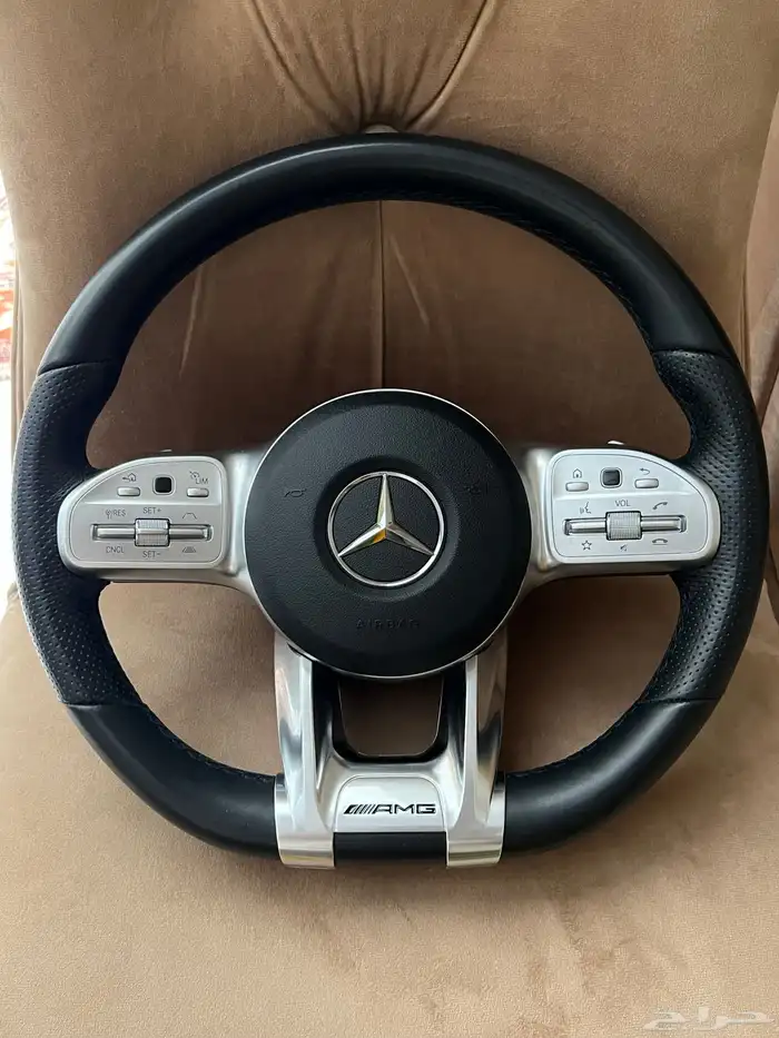 للبيع طاره دركسون اصليه 63 AMG مديل 18 وطالع 0