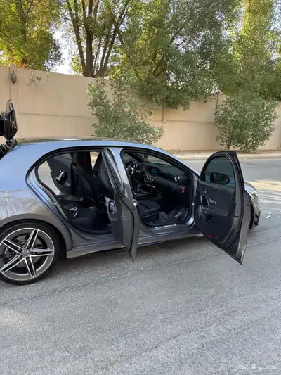 مرسدس A45 هاتش باك AMG 2021 index