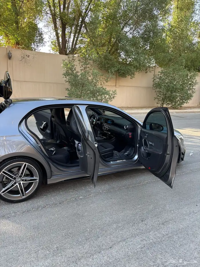 مرسدس A45 هاتش باك AMG 2021 10