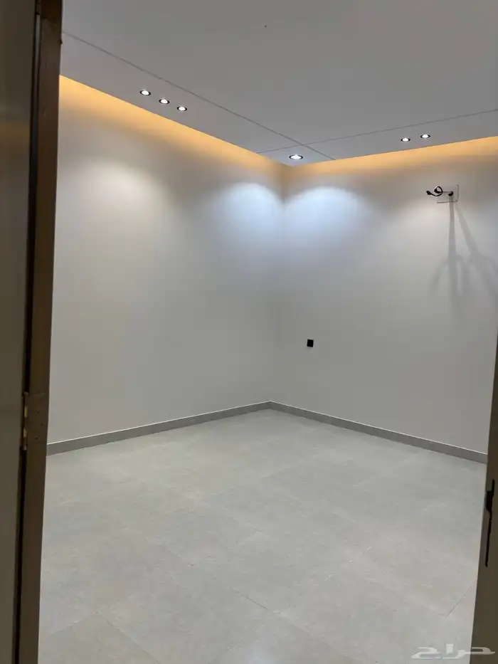 للبيع شقق تمليك ارضي 6 غرف بمدخل سياره ب 500 ألف 21