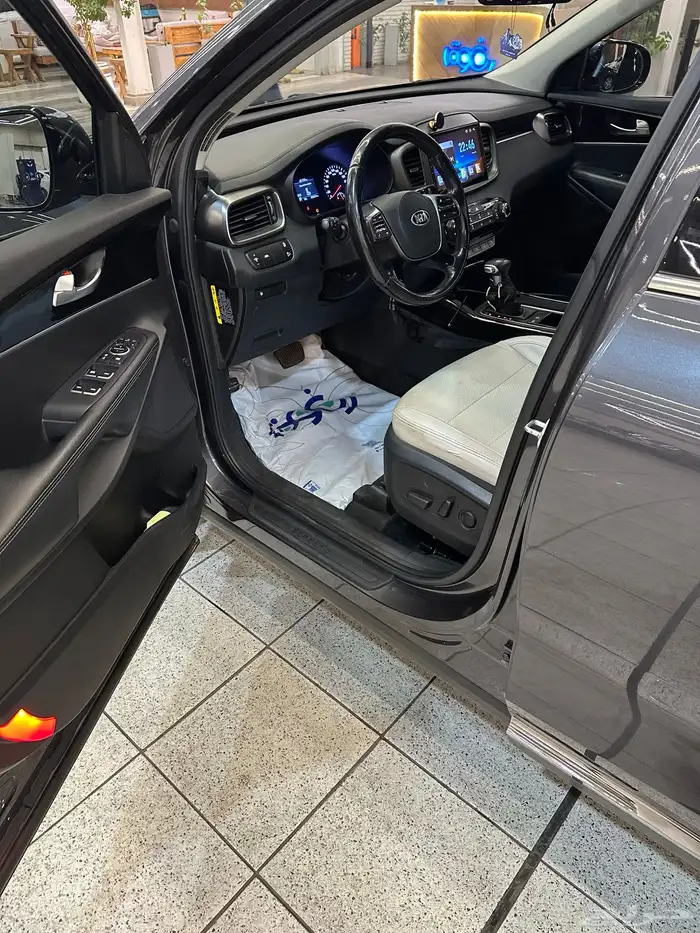 كيا سورنتو 0