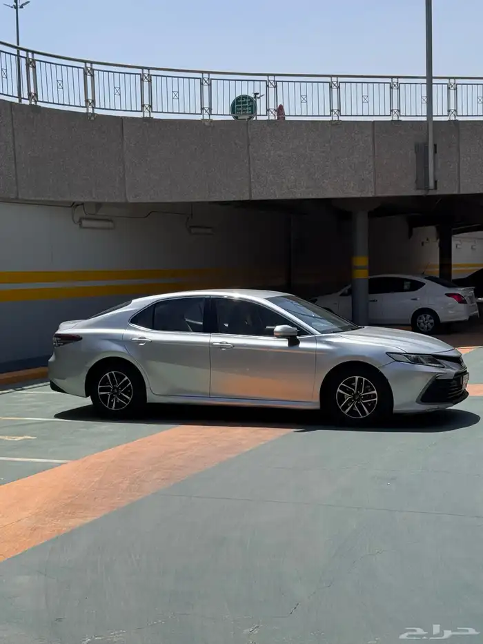 كامري 2023 LE مطور 12