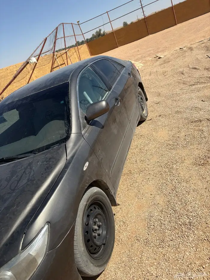 كامري 2010 وابي بدل هايلكس 8