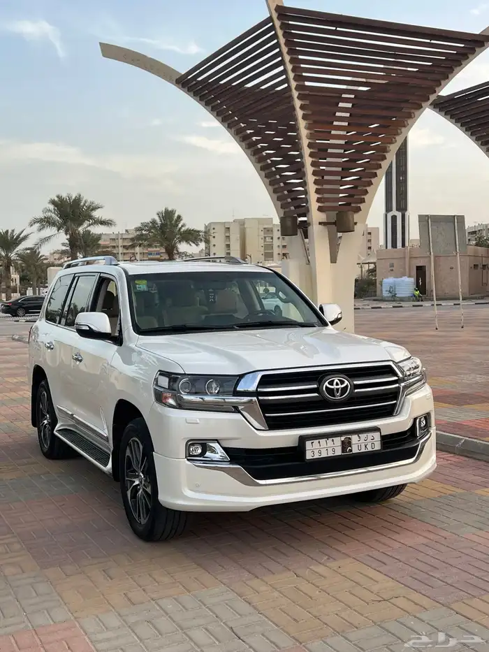 جيب لاندكروزر مخزن اخو الجديد 5
