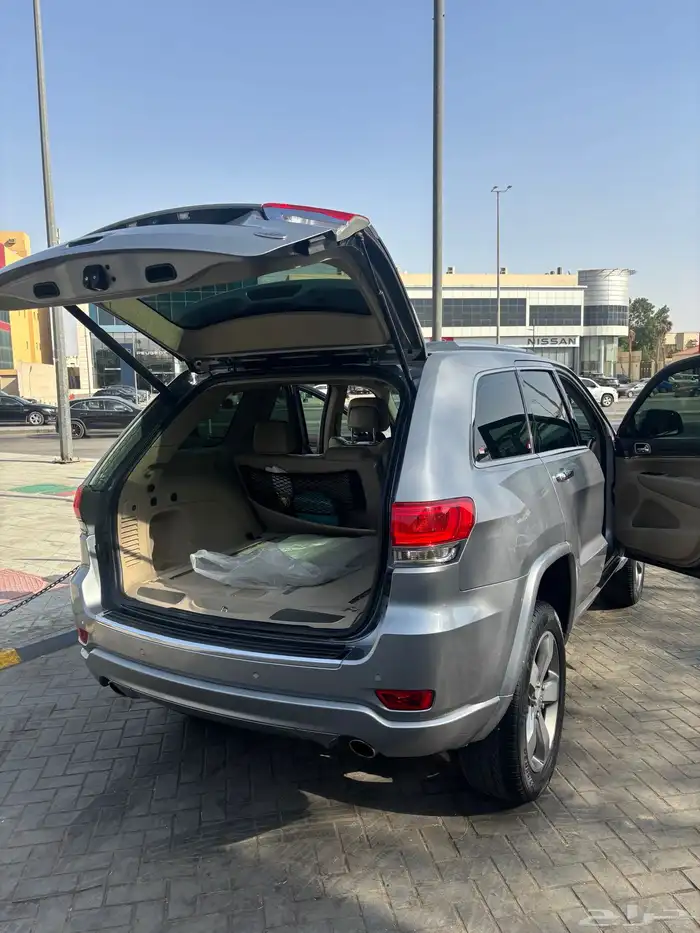 جراند شروكي 2014 V8 6