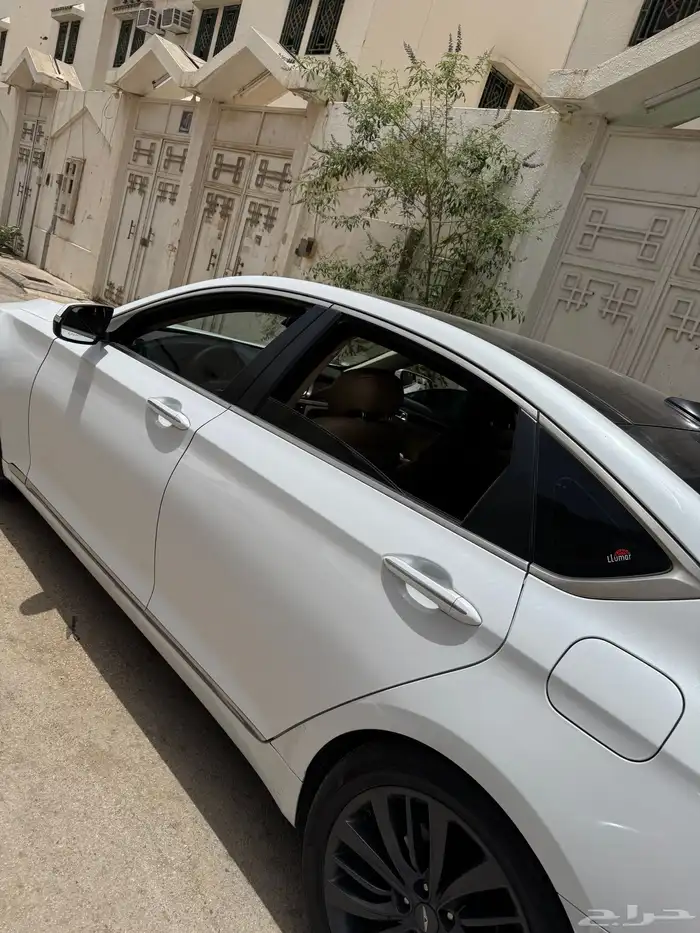 جنسس 2017 g80 بلاتينيوم 3