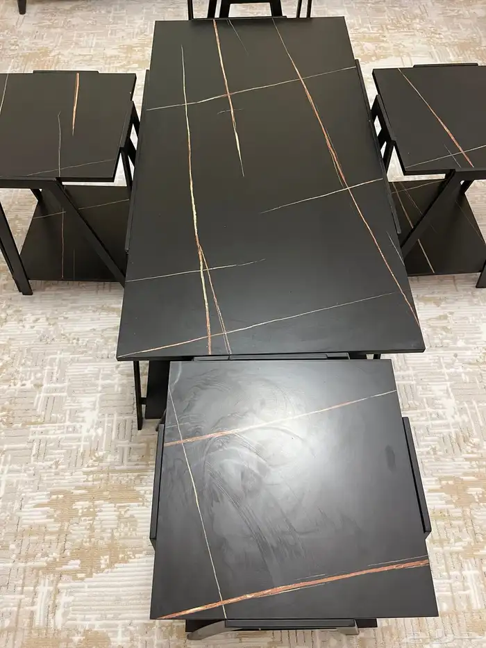 طاوله للبيع الاستخدام 5 شهور نظيفه جدا 1