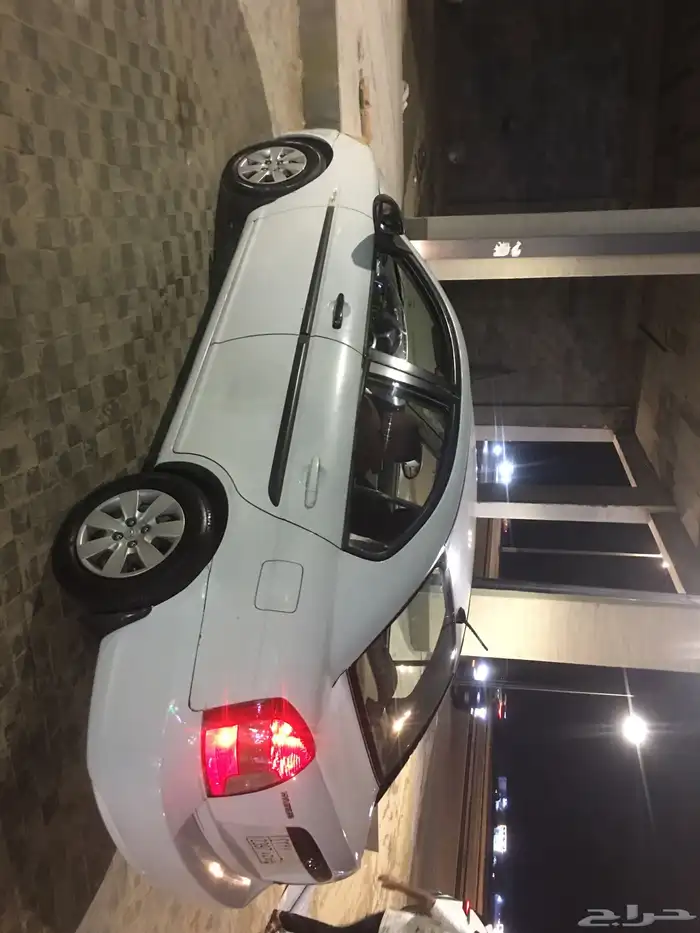 للبيع اكسنت 2010 0