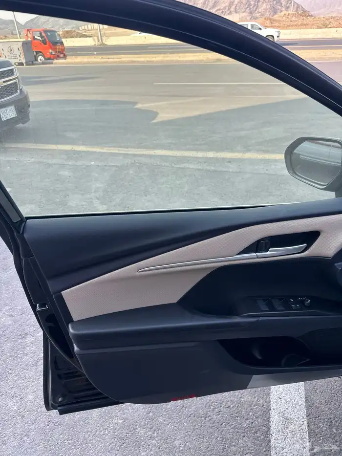 كامري 2025 استاندر بنزين اصفار لوحه اقل سعر 19