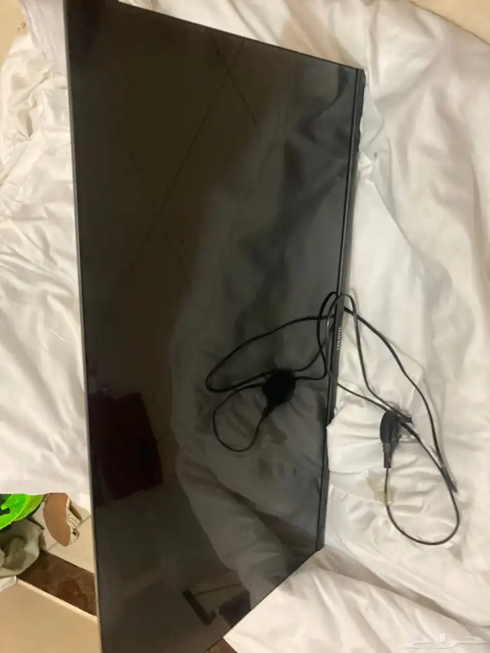 شاشه للبيع شبه جديده 0