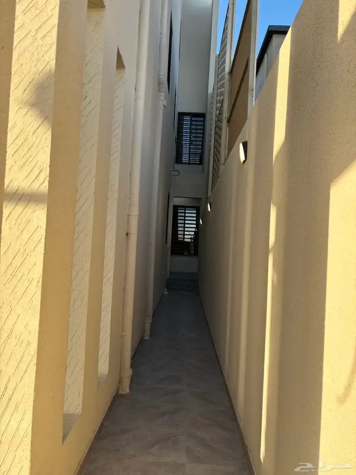 للبيع شقق تمليك ارضي 6 غرف بمدخل سياره ب 500 ألف 4