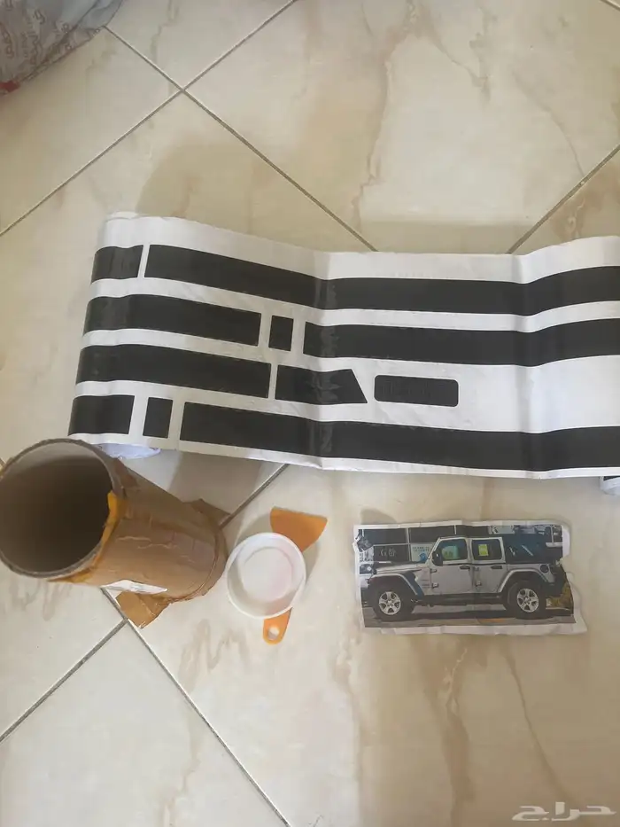 ملصق سيارة 0