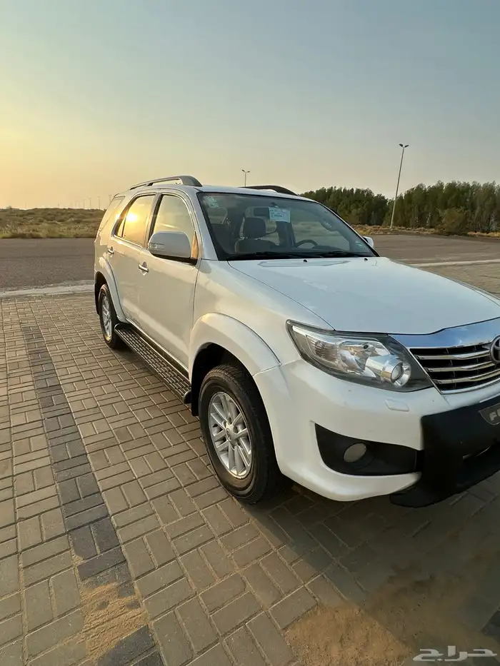 فورتشنر 2014 قير عادي VXسته سلندر 1