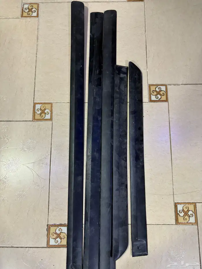 للبيع مساطر البيبان حق النترا نظاف يحتاجون رش فقط بدون كسور 1