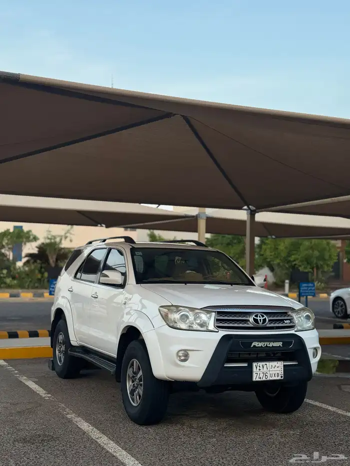 فورشنر 2011 6V سرندل 1