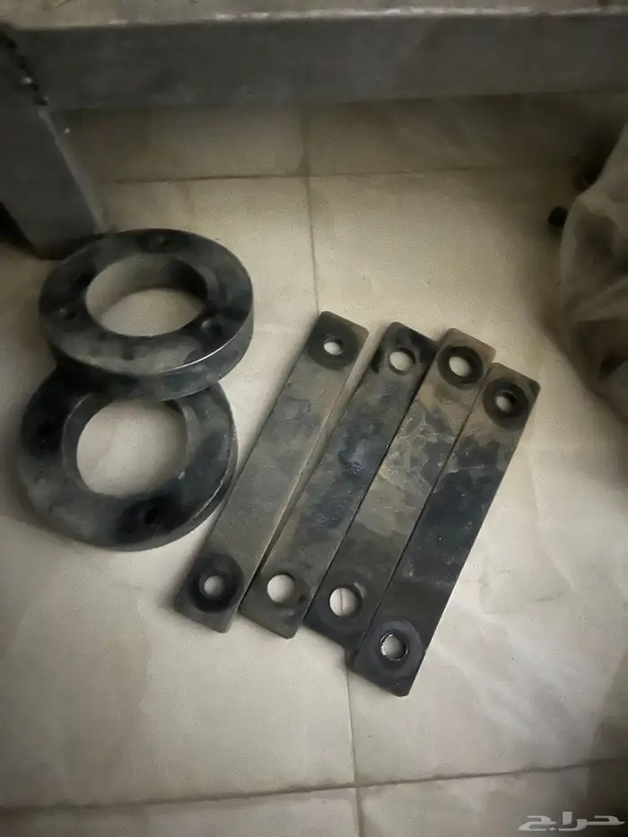 طقم مرسيدس بكفراته وكعكات ولعابات ترفيع 2