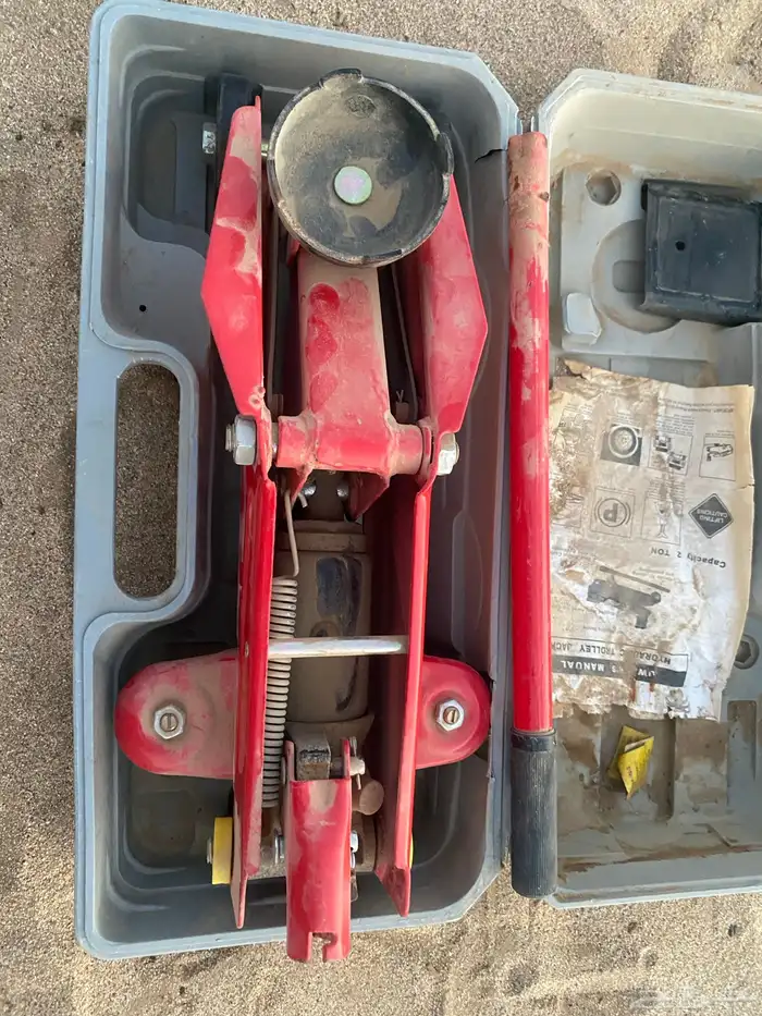 عفريته للبيع 0