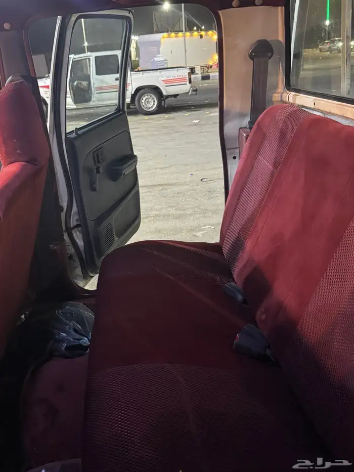 هايلكس موديل 2000 6