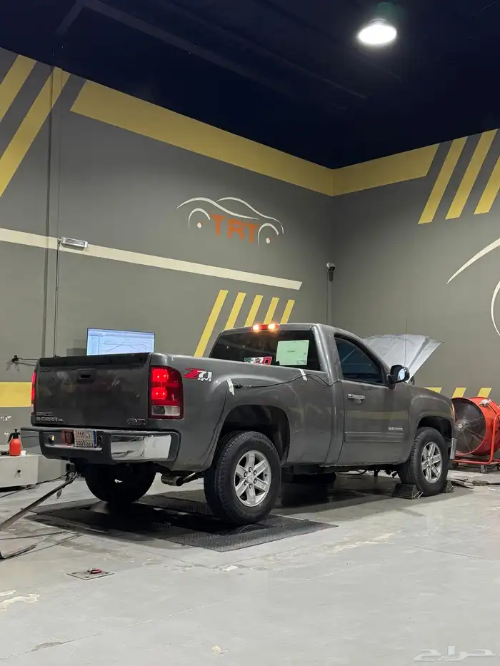 جمس سيرا 2011 نظيف للبيع 28