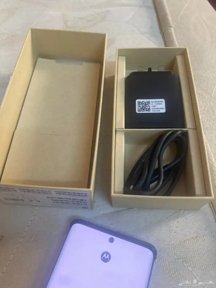 هاتف Edge 50 Pro 5