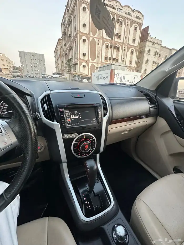 تم البيع. جيب MUX ايسزوز 2020 8