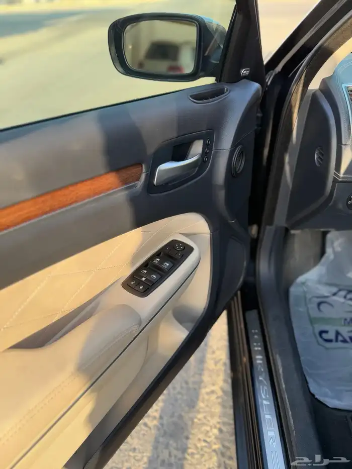 كرايزلر C300 موديل 2015 11