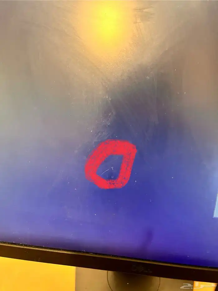 شاشة للبيع 300 ريال 120HZ 2