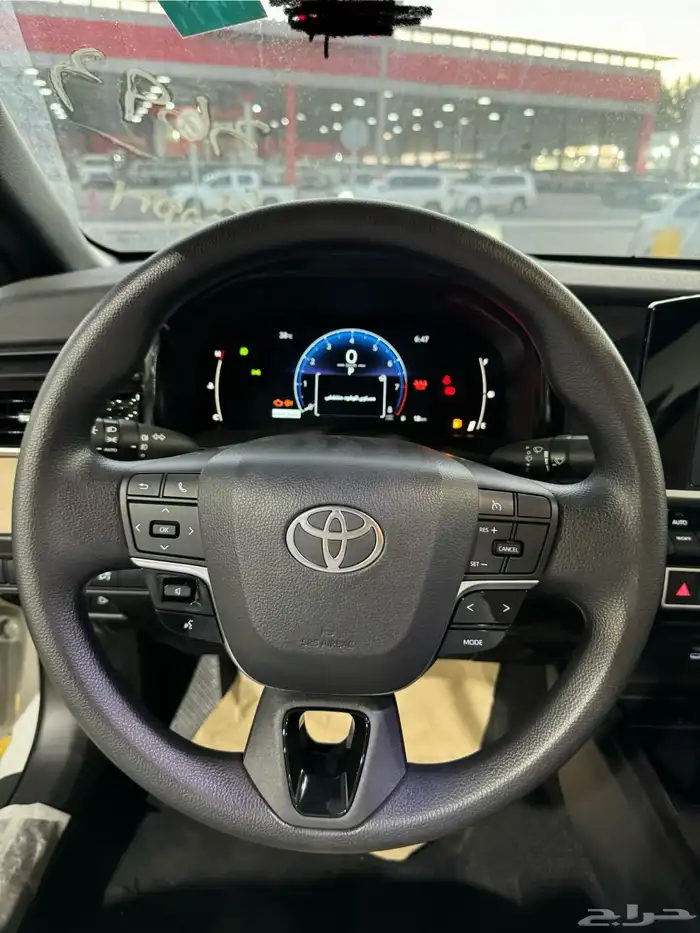 تويوتا كامري 2025 أنوار نهارية LED حساسات أمامية وخلفية 9