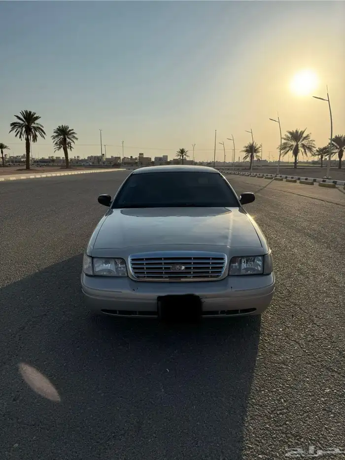 فورد كراون فكتوريا 2012 مدني 4