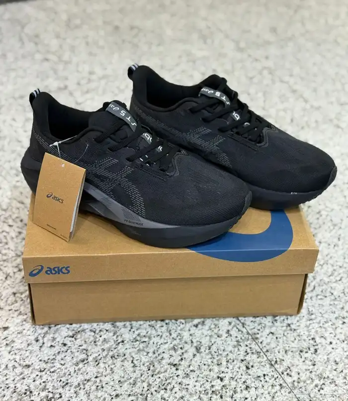 شوزات رسميه لويس فيتون وجزم لوربيانا ونيوبلانس واسكيس 34