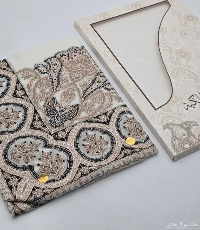 شالات اللمسه الملكيه وأقمشة شتويه بعروض خاصه 13