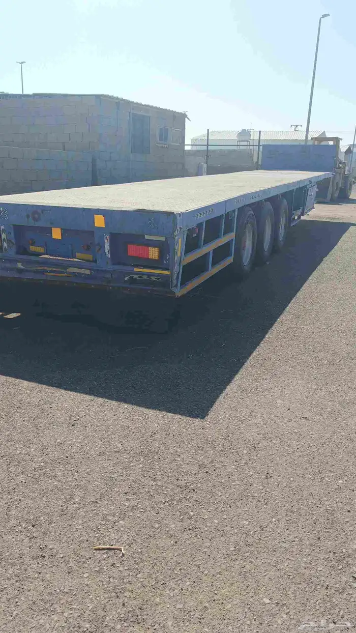 تيدر سطحا جاهز لشغل نضيف ثلاث محاور كفرات نص عمر 5