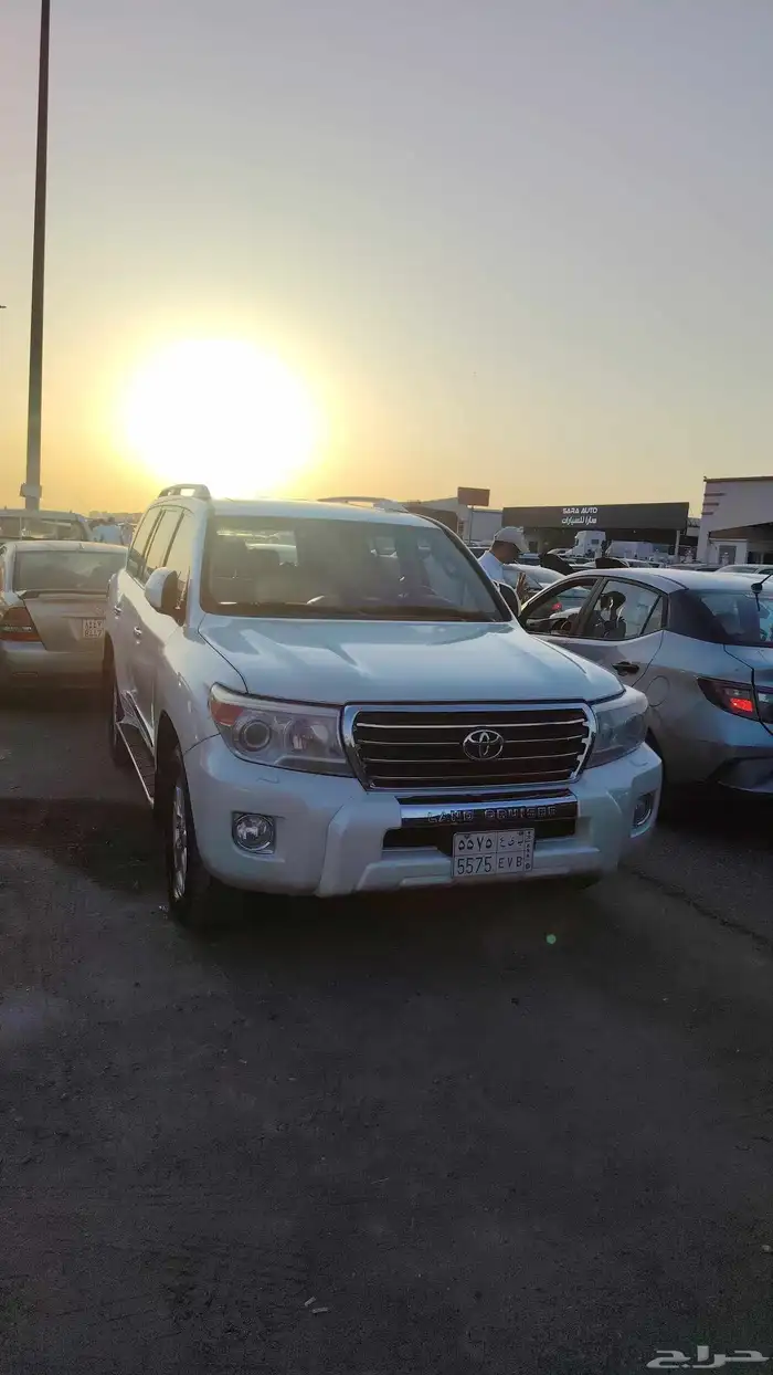 Landcruser Gxr 3 v8 used 3