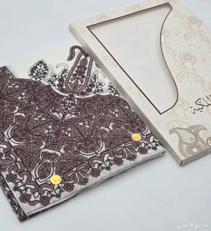 شالات اللمسه الملكيه وأقمشة شتويه بعروض خاصه 11