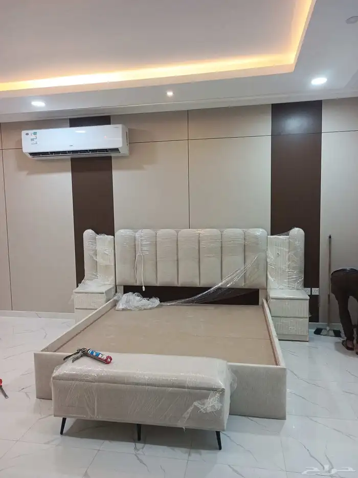 ديكور غرف نوم دواليب كمدينات شيبورد خلفية سرير 4