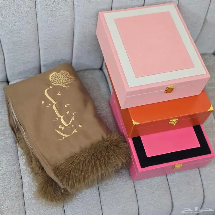 شال جوخ نسائي 18