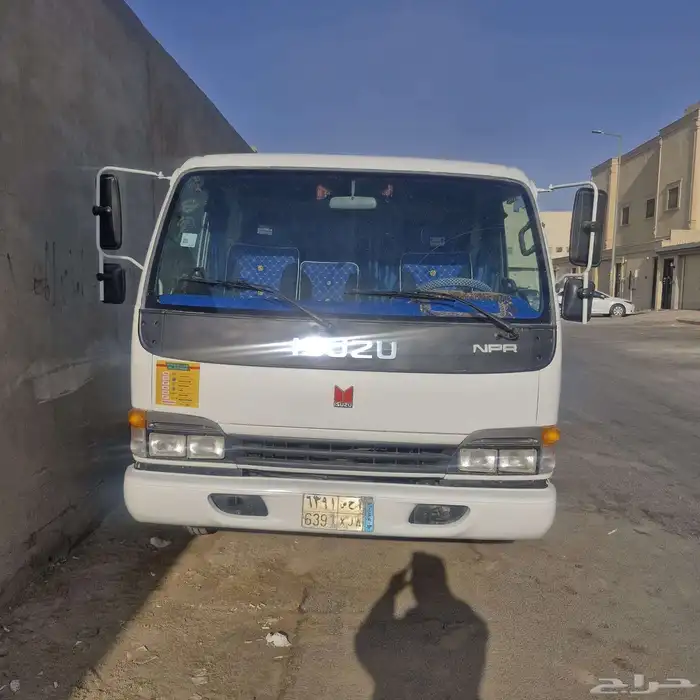 دينا ايسوزو 2005 1