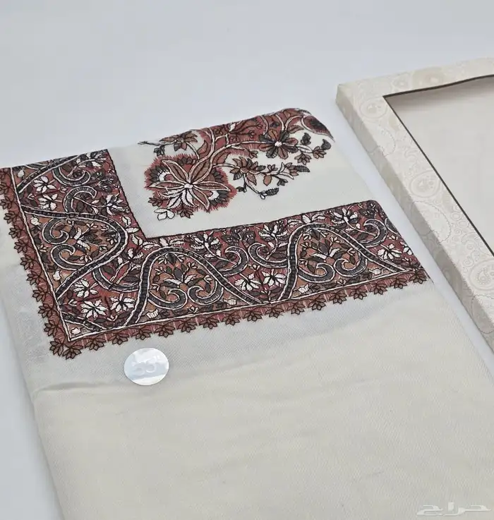 شالات اللمسه الملكيه وأقمشة شتويه بعروض خاصه 14