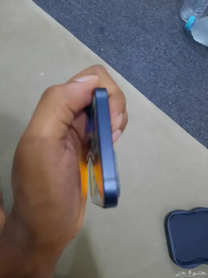 ايفون 12 عادي بحالة وكالة 5