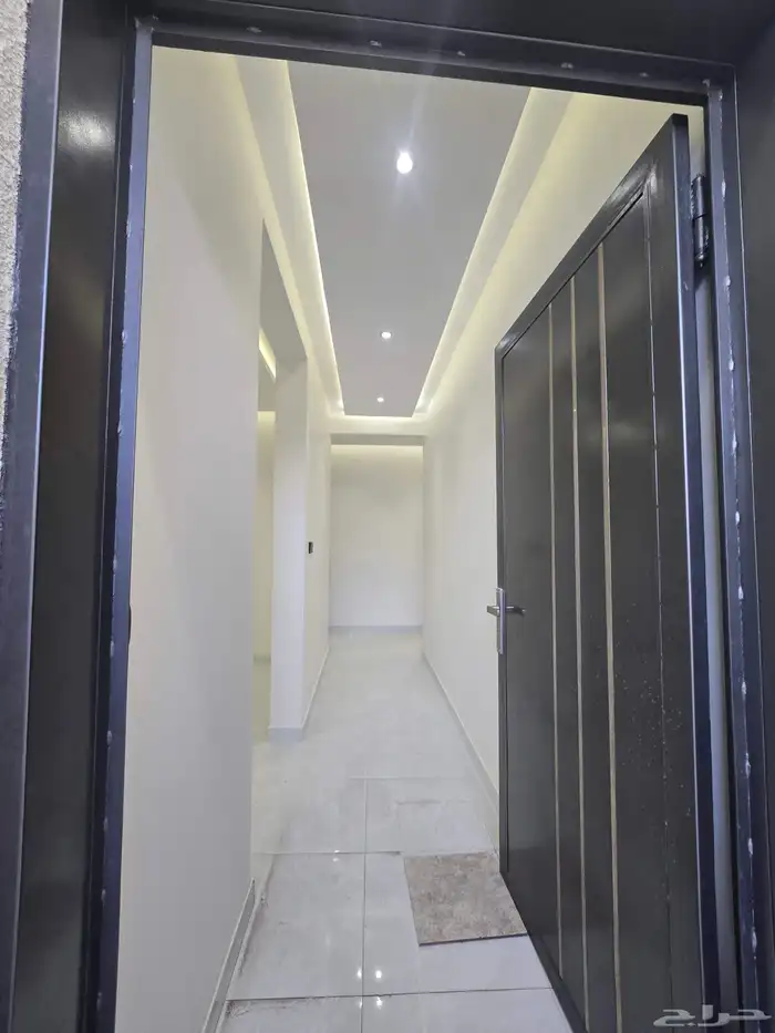 للبيع روف ارضى بحوش 620 الف 0