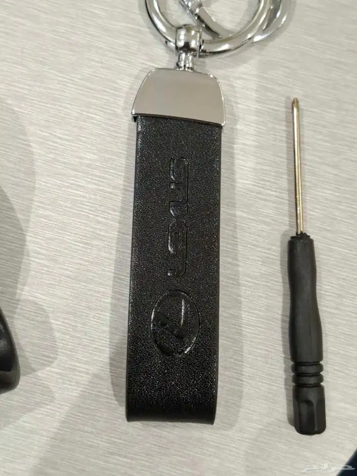 صمام لكزس غطاء بلوف 8