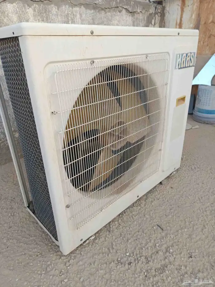 عدد 2 مكيف اسبيلت واحد يحتاج ديمنو مروحة والاخر يحتاج غاز فق 3