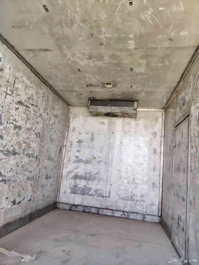 للبيع ثلاجه تبريد دينا ايسوزو 6