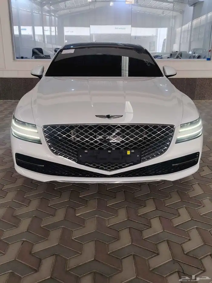 سياره جنسس g80 نظيفه مره منوه المستخدم ممشى 70 رويال 0