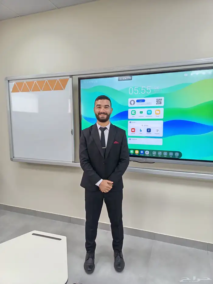 معلم - مدرس مادة العلوم واجتماعيات وتأسيس للمرحلة الابتدائية 0