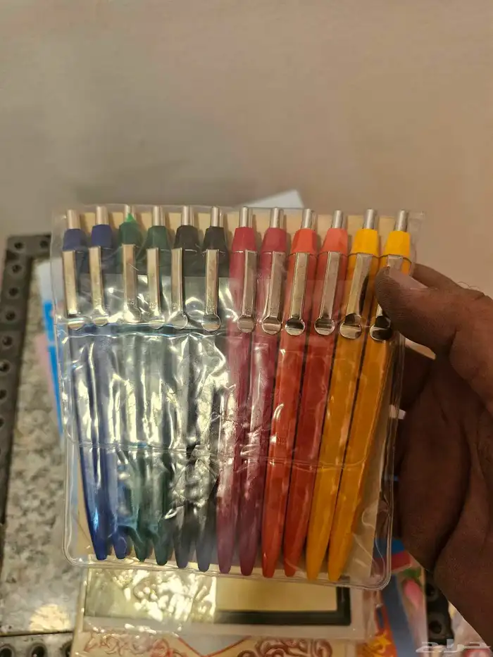 شنطة سامسونايت الثمانينات مليانه 7